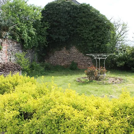 D'hotes La Fontaine Szálloda 4*