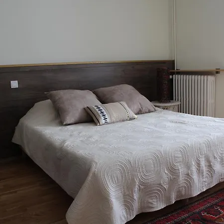 D'hotes La Fontaine 4*